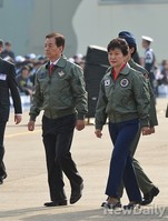 [포토] FA-50전력화 기념식에 참석한 박근혜 대통령