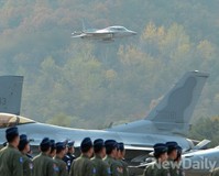 [포토] 비상출격 명령으로 출동한 FA-50