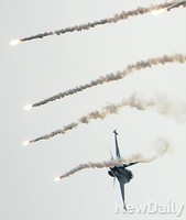 [포토] 마하 1.5 국산전투기 FA-50 성능은?