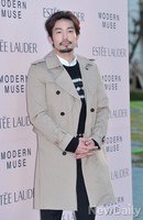 [포토] 트렌치 코트로 가을 남자 된 료헤이