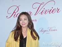 [포토] 로저 비비에 전시회 참석한 최지우