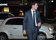 [포토] 이탈리아 차에서 내린 알베르토 몬디