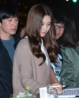 [포토] 방명록 쓰는 소녀시대 서현