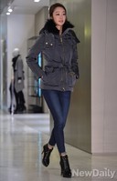 [포토] 최여진, 런웨이를 걷는듯한 입장