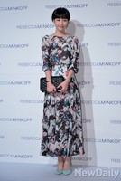 [포토] 화려한 원피스 입은 이하나