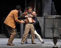 [포토] 국립극단 '우리는 영원한 챔피언' 공연