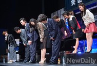 [포토] 인사하는 영화'국제시장' 배우들