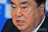 [포토] 새정치민주연합 비상대책위 참석한 문희상 위원장