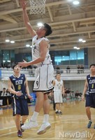 [포토] D리그, 상무 김동량의 골밑 득점