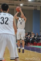 [포토] 프로농구 D리그 상무, KCC에 승리