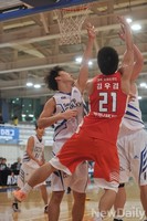 [포토] D리그, SK 김우겸의 골밑 득점