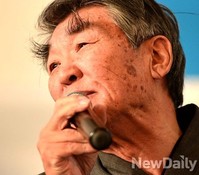 [포토] 통일대박 언급하는 김지하 시인