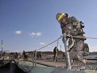 [포토] 실전같은 '문교도하' 작전