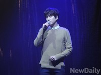 [포토] 슈퍼주니어 규현 '쓸쓸했던 감정 노래에 담아'