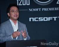 [포토] 차기신작과 비전 발표하는 김택진 엔씨소프트 대표