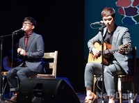 [포토] 3집앨범으로 컴백한 십센치(10cm)