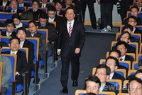 [포토] 이임식 위해 들어오는 최수현 금감원장