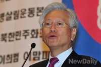 [포토] 인사말 하는 고영주 통진당 해산 국민운동본부 위원장