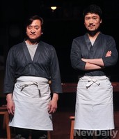 [포토] 심야식당 '마스터'역할의 송영창-성기윤