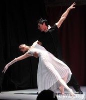 [포토] 국내최초 발레 연극 '발레선수'