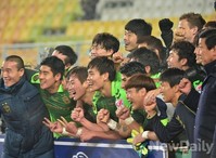 [K리그] 원전 역전승 거둔 전북현대, 1위 이름값 했다