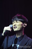 [포토] 열창하는 밴드 버즈의 민경훈