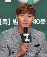 [포토] 김종국 '지인들에게 건강 관해 잔소리 많이해'