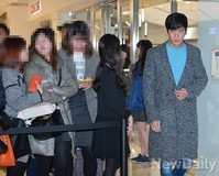 [포토] 포토월에 입장하는 동안 아무도 몰라봤던 하석진