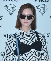 [포토] 송경아, 옷 입는 순서가 바뀐거 아니지