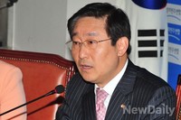 [포토] 모두발언 하는 박범계 비선실세국정농단 진상조사단장