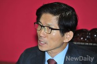 [포토] 모두발언 하는 새누리당 김문수 보수혁신위원장