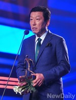 [K리그] K리그 클래식, 최고의 감독상 전북 최강희 감독