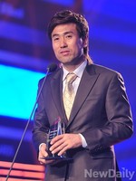 [K리그] 김병지 '현역 최고령, 후배들에 귀감이 되겠다'