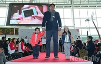 [포토] 온맵시 패션쇼에 등장한 양준혁, 마치 아빠같이..