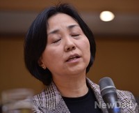 [포토] 기자회견 가지는 박현정 서울시향대표
