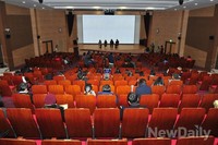 [포토] 텅빈 영화 다이빙벨 국회상영