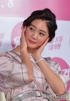 [포토] 클라라, 볼터치가 필요없는 홍조