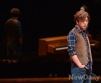 [영상] 뮤지컬 '원스' 윤도현이 부르는 GOLD(라이브)