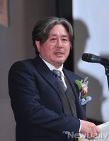 [포토] 최민식 '남일우 선생님께 감사'