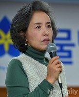 [포토] 물망초인권세미나, 인사말하는 박선영 이사장