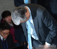 [포토] 고개숙인 조양호 대한항공 회장