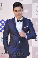 [청룡영화상] 슈퍼주니어 시원 훈남 미소