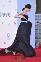 [청룡영화상] 신데렐라 처럼 입장하는 배우 이솜