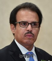 [포토] 인사말 전하는 '나세르 알 마하셔' 에쓰오일CEO