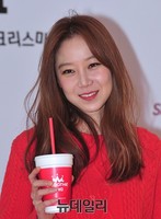 [포토] 공효진 '스무디 같이 드실래요'