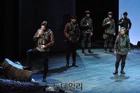 [포토] 연극 리처드 2세, 셰익스피어 작품의 현대적 해석