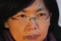 [포토] 눈에 눈물고인 통합진보당 이정희 전 대표