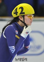 [포토] 목끈 조절하는 심석희 선수