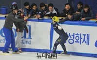 [포토] 쇼트트랙 국가대표 서이수, 남자 500m 금메달 획득