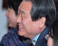 [포토] 청년만세 토크콘서트에서 활짝 웃는 김무성대표